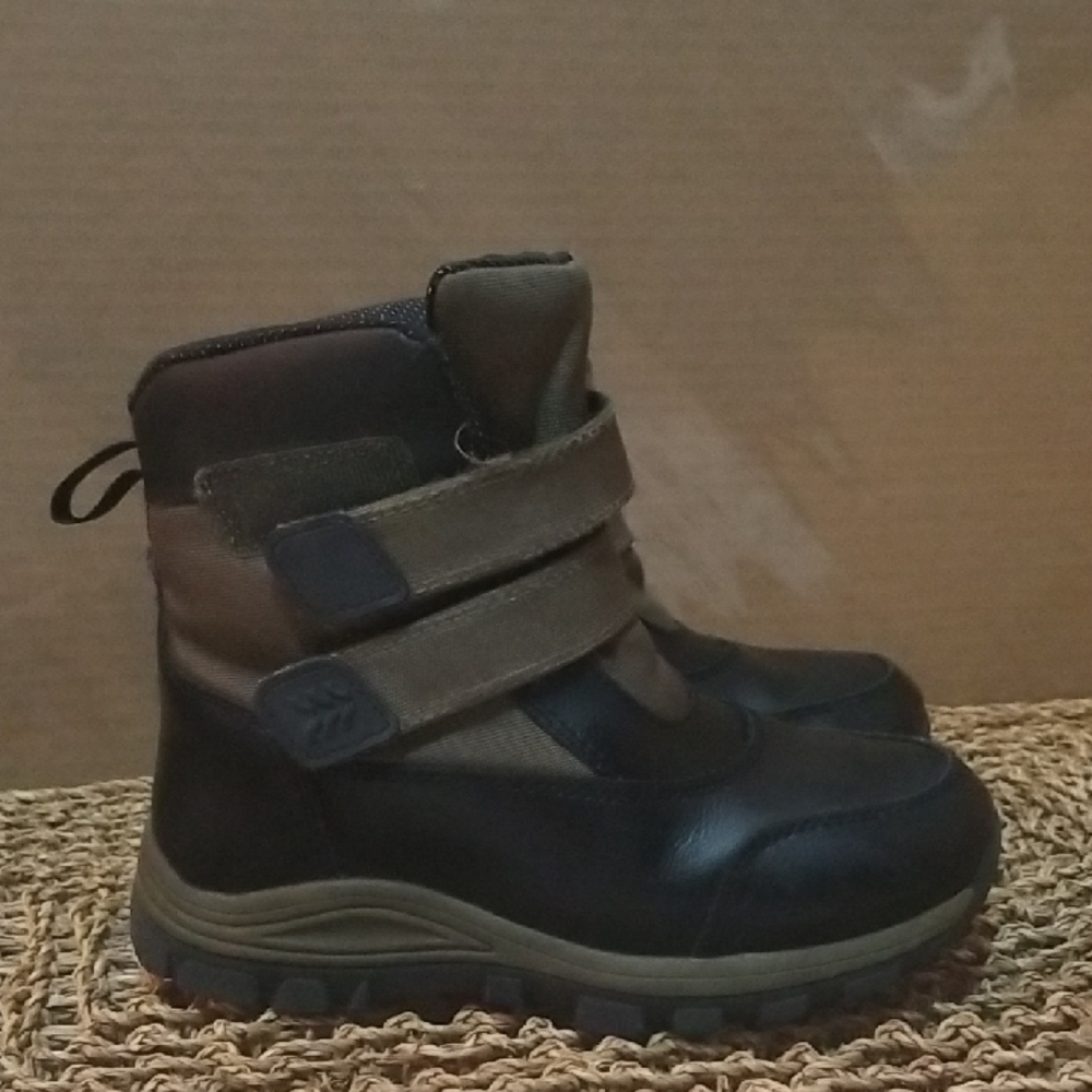 Thermolite Eco-Made Snow & Ski Boots Kids Black and Brown Boots Size 1